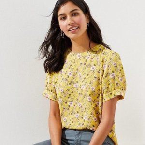 LOFT | FLORAL PUFF SLEEVE BUTTON BACK TOP